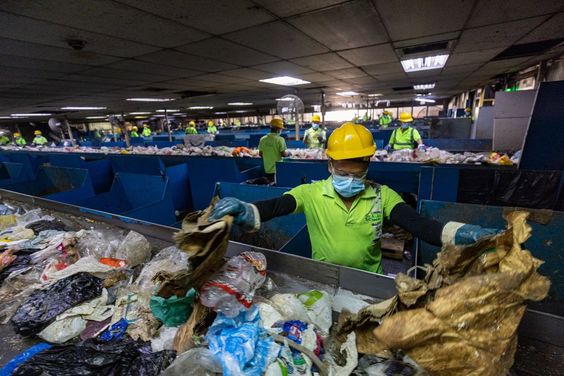 India Seeks Solutions to Manage Escalation Waste Crisis
