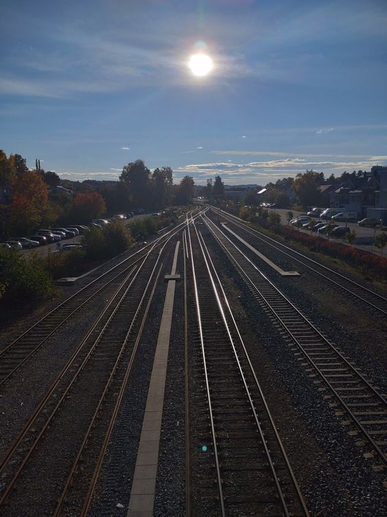 Thane-Diva rail lines
