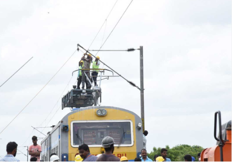 Central Railway Imports High-Voltage Safety Shoes