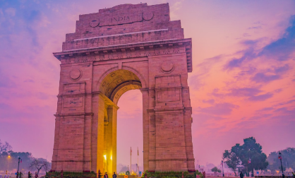 Delhi Scorches at Record 52.9°C