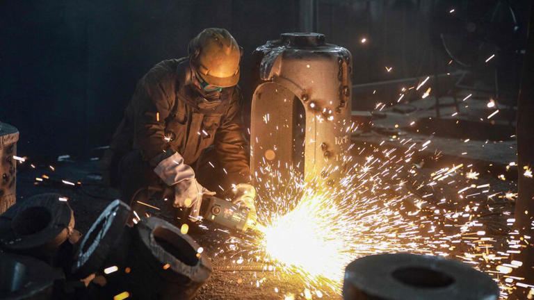 India's Core Sectors Grow by 6.3% in May