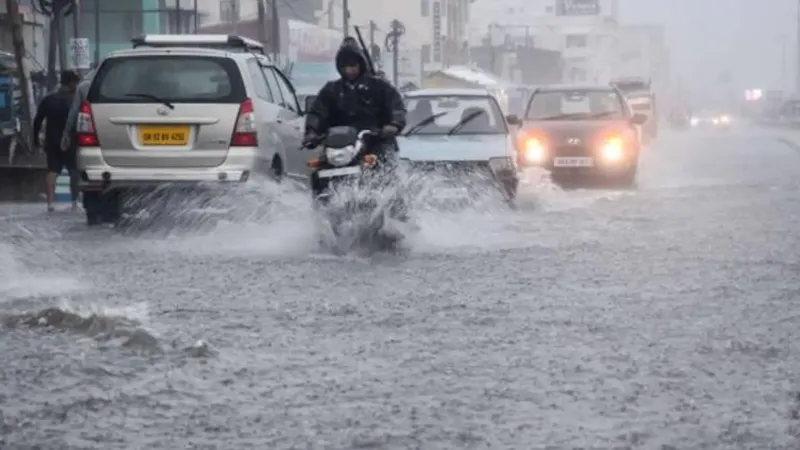 Pune Grapples with 20-Hour Power Outages Post Heavy Rainfall