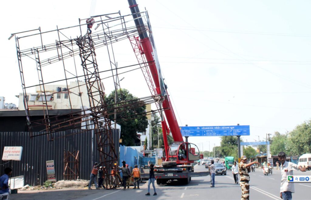 Village Councils Push for Crackdown on Illegal Hoardings