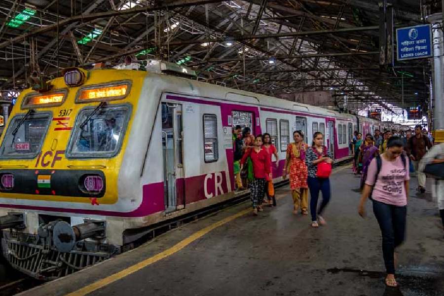Central Railway Megablocks to Affect Main and Harbour Lines