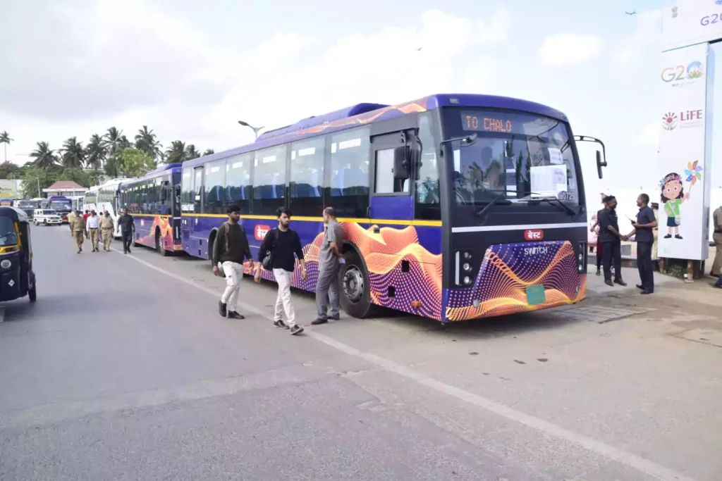 Electric Buses to Bridge Metro Gap