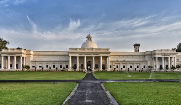 IIT Admissions 400 Years for ST Candidates to Catch Up