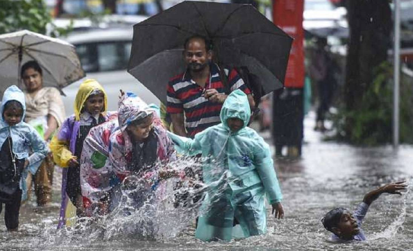 Mumbai Schools Open Despite Heavy Rains