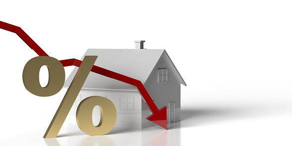 Real Estate Shares Fall as Market Trends Diverge