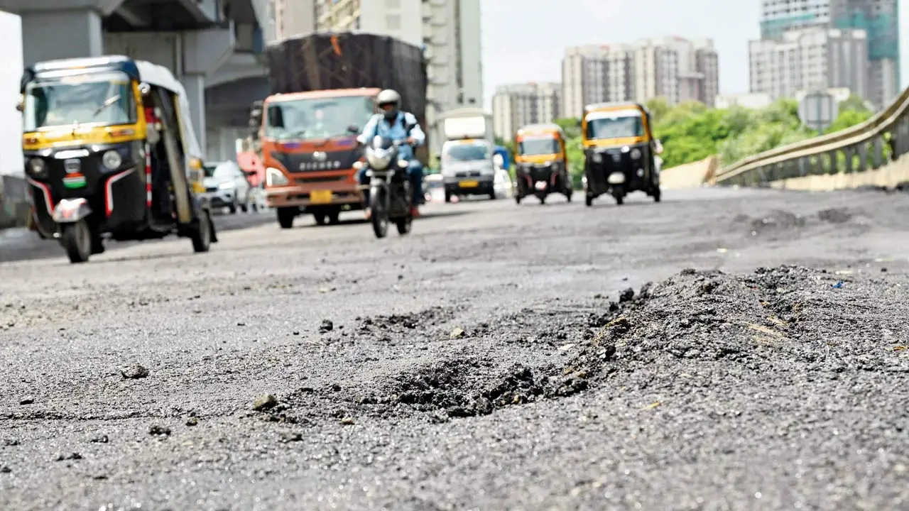 Akurli Bridge Opens, Offers Relief but Faces New Pothole Woes