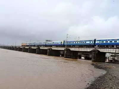 Mumbai Trains Redirected to Udhna Due to Surat Station Work