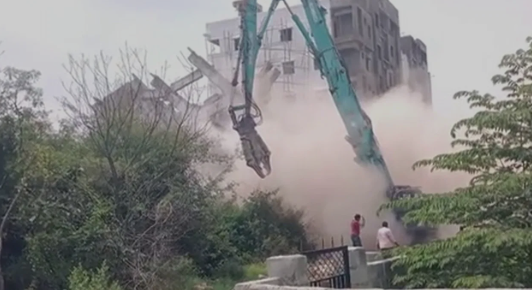 Hyderabad's HYDRA Demolishes 262 Illegal Structures