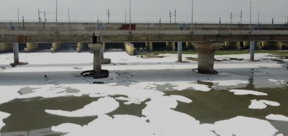 Delhi's Sewage Plants Continue to Pollute Yamuna