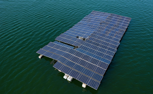 Floating Solar Panels Bring Clean Energy to Mumbai