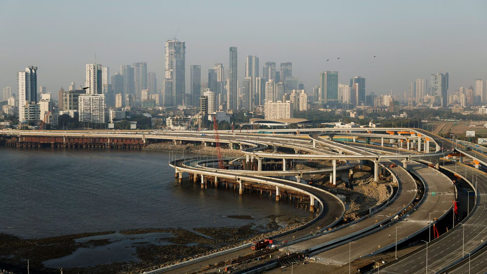 Mumbai Coastal Road Project Faces Cost Escalation of Rs 1,243 Crores