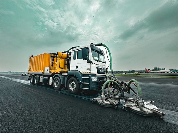 Mumbai Airport Finishes Essential Post-Monsoon Runway Maintenance for Enhanced Safety