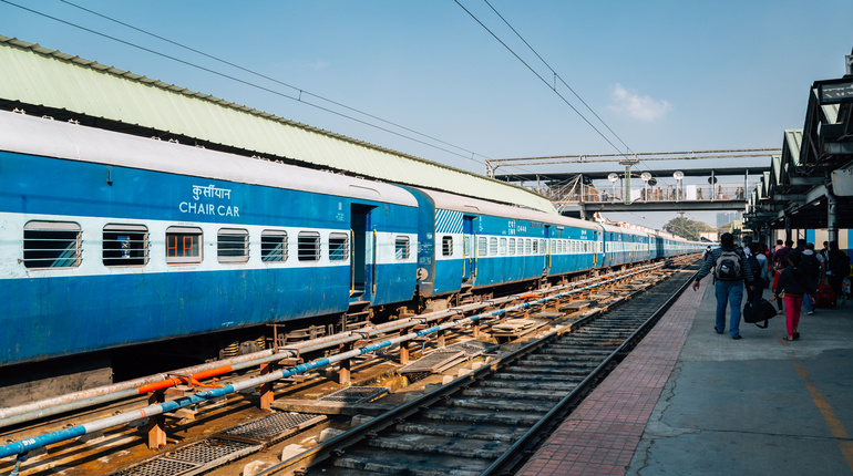 No Mega block as Western Railway Adds 102 Special Trains for Festive Travellers