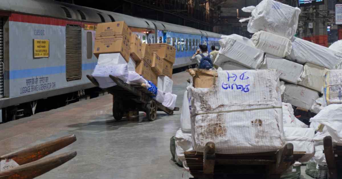 Western Railway Imposes Restrictions on Parcel Consignments