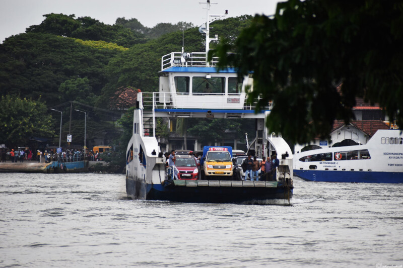 Fort Kochi-Vypeen Ro-Ro Service Struggles to Handle Surge in Traffic Flow