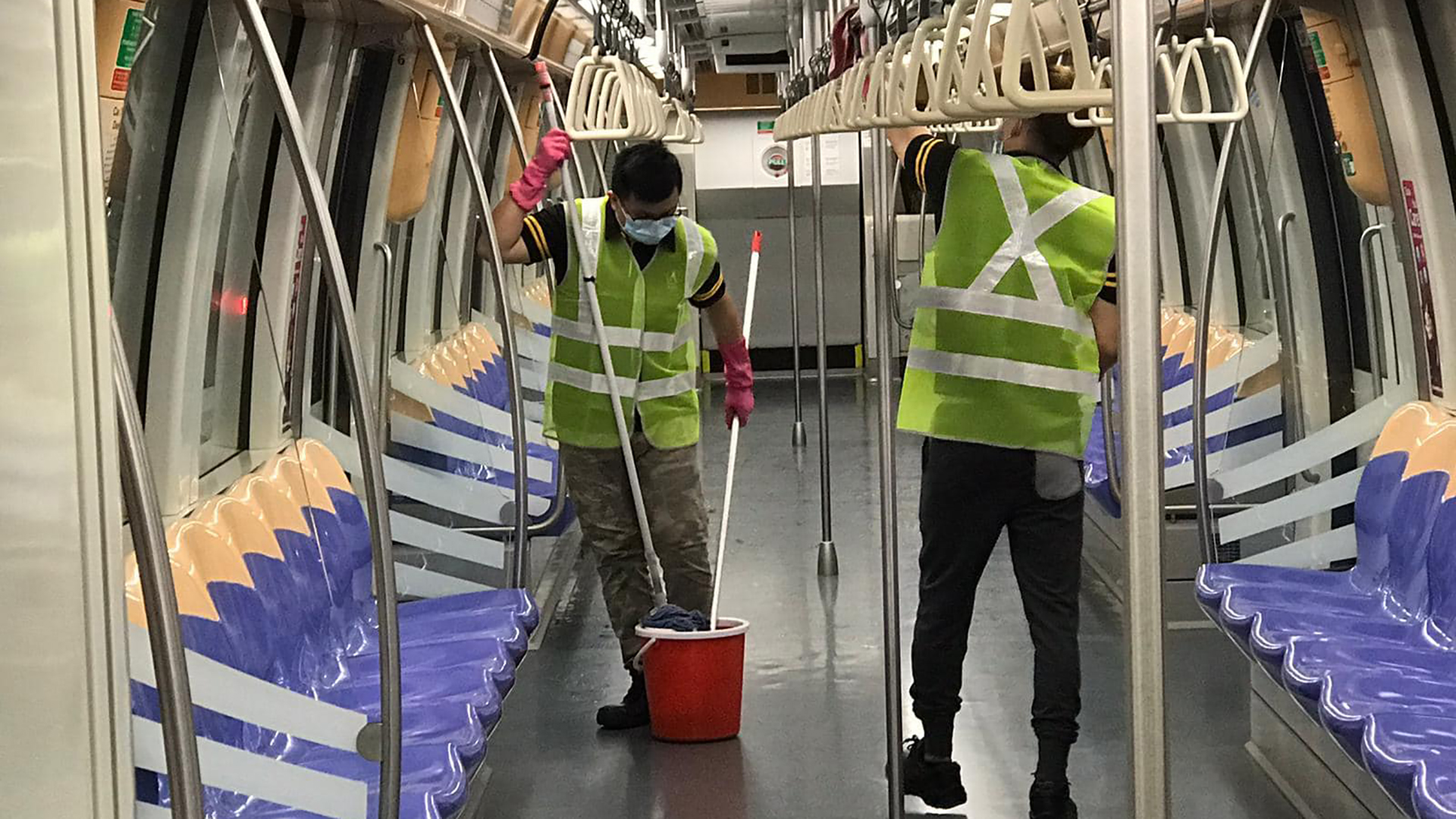 Delhi Metro Calls for Public Transport Use Amid Festive Congestion: A Push for Cleaner Air and Smoother Journeys