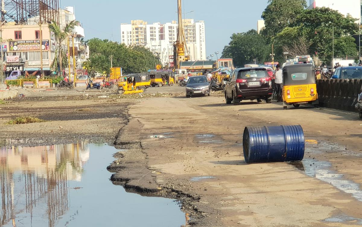 Kolathur Residents in Chennai Demand Urgent Repair of Damaged Road