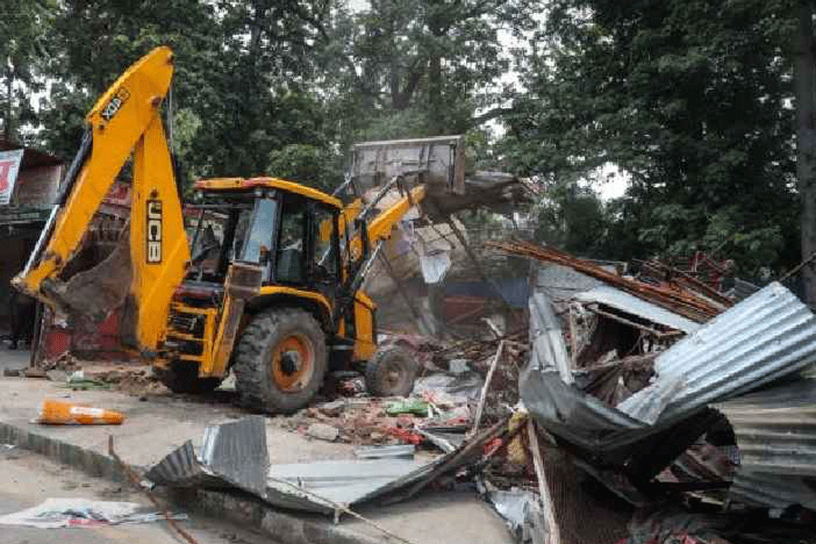 Illegal constructions in East Kolkata Wetlands face demolition as authorities act on Calcutta High Court orders