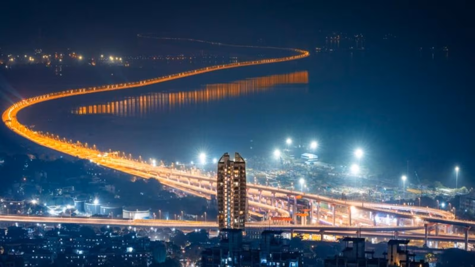 MMRDA Plans Food Plaza and Fuel Station at Atal Setu’s Navi Mumbai End