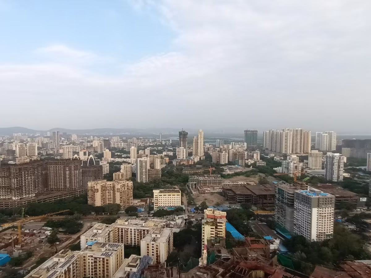 Maharashtra Faces Real Estate Woes with 33% Lapsed Projects