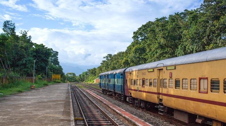 Special Trains Every 4 Minutes for Mauni Amavasya Pilgrims to Prayagraj
