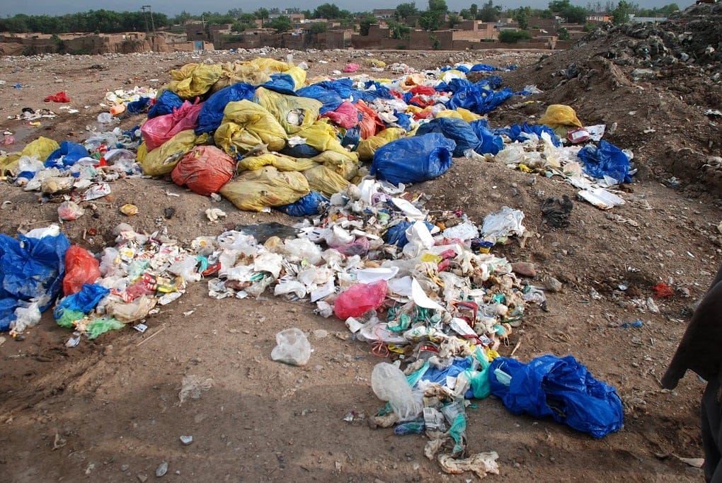 Bengaluru Takes Strict Action Against Waste Dumping on Vacant Sites