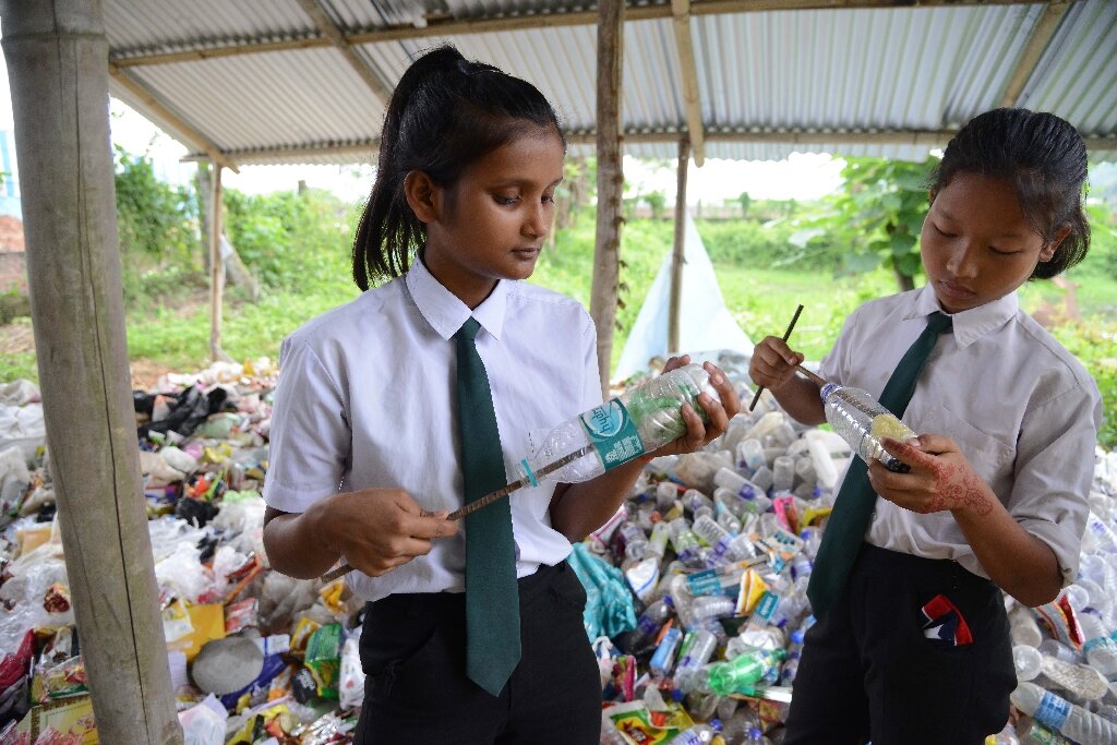 Students Recycle Plastic Waste to Get Jackets in Ahmedabad