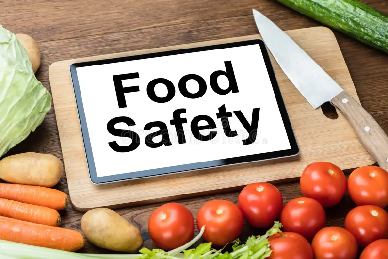 Bengaluru Man Finds Live Worm in Online Salad Order, Sparks Public Outcry