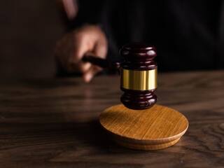 AMC and Police Face HC Contempt Warning Over Civic Issues