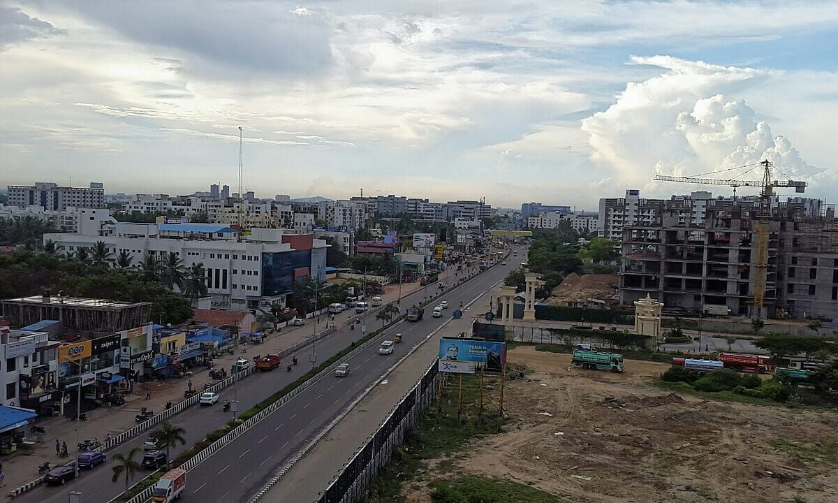 Poor Infrastructure in Navalur Affects Residents’ Quality of Life