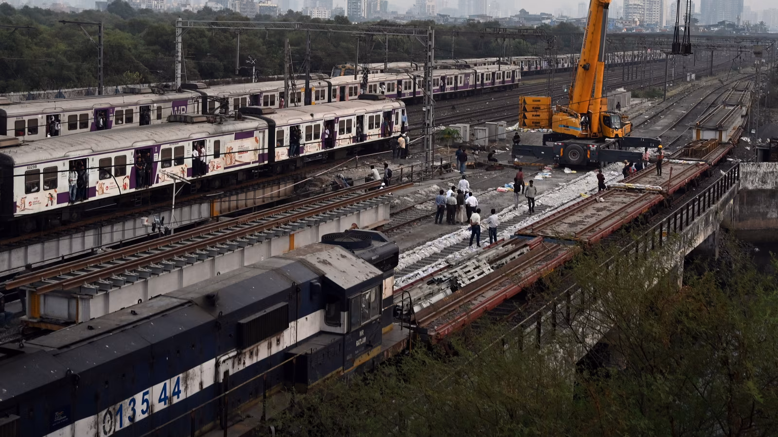 13-Hour Block on Western Railway to Impact 80+ Trains in Mumbai