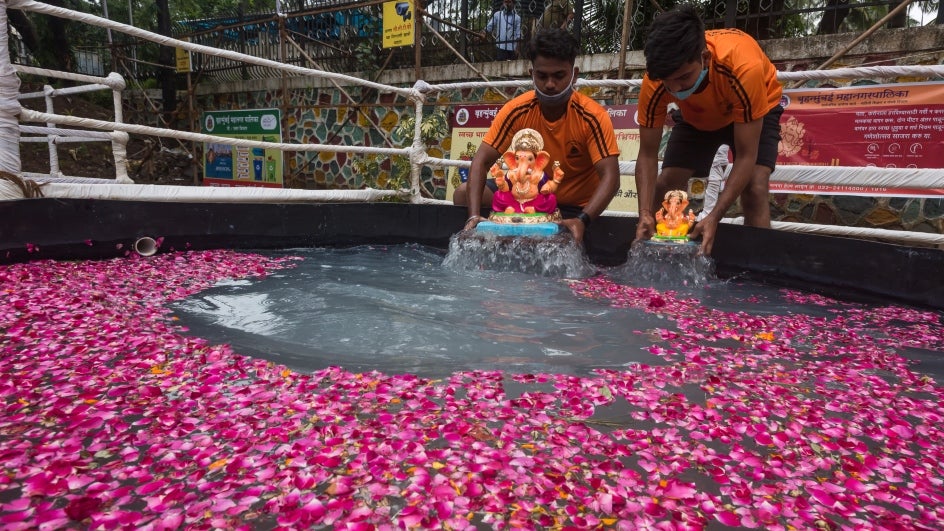 NMMC Sets Up 26 Artificial Ponds for Eco-Friendly Maghi Ganesh Utsav Idol Immersion