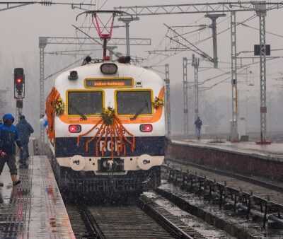Successful Electric Locomotive Trial Conducted on Madurai-Bodi Route, Paving the Way for Electric Operations