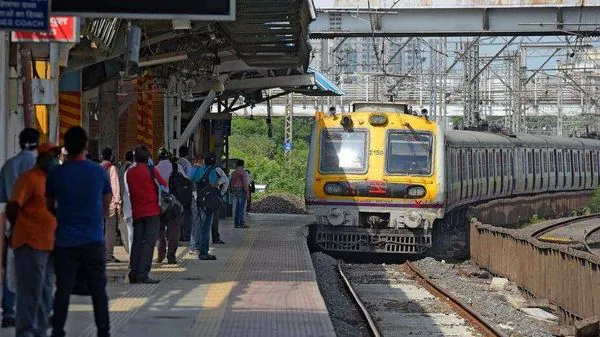 Mumbai Locals to Feature Oxygen Enhancement System, Easing Commuter Woes