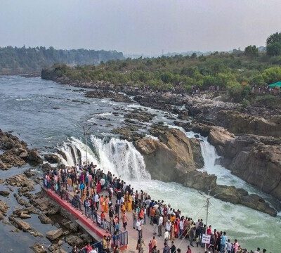 India Struggles with Urban Water and Sacred Rivers