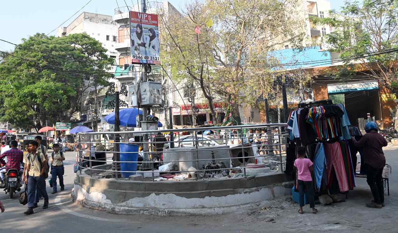 Hyderabad Charkandil Junction Gets New Lantern Feature
