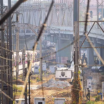 Bandra Railway Bridge Rebuilt Amid High Traffic Constraints