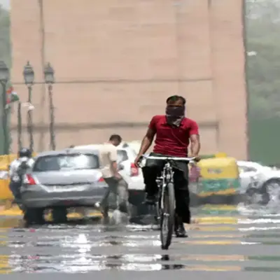 Delhi cools down after intense heat