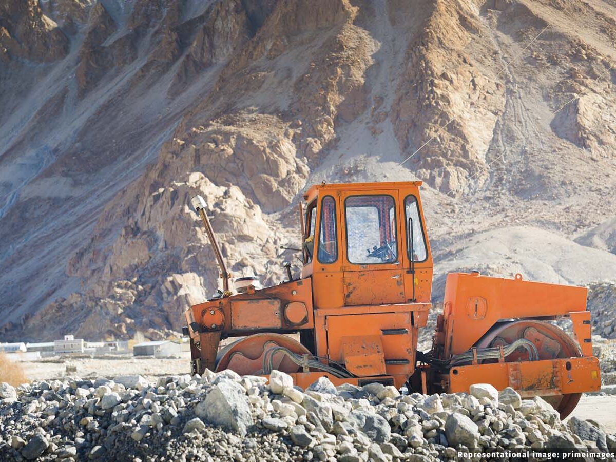 Jammu Kashmir Highway NH44 Faces Collapse Crisis