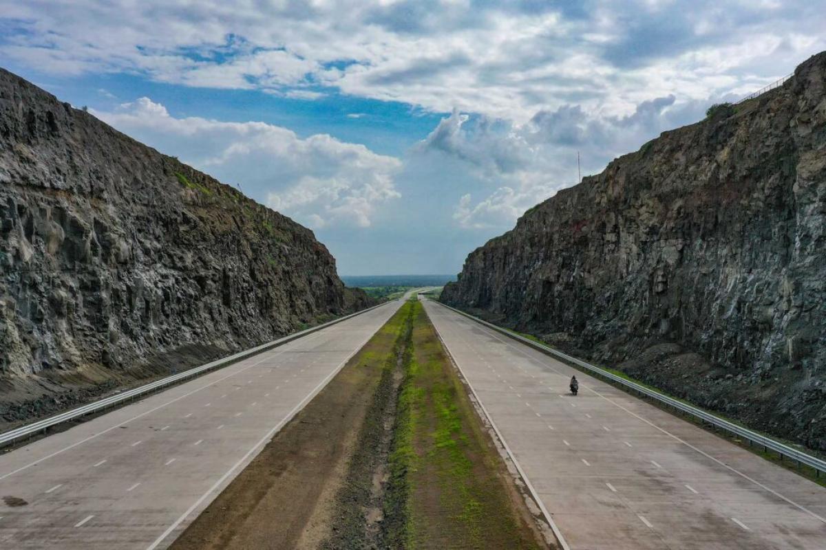 Sion Panvel Highway Connects Mumbai With Panvel Seamlessly