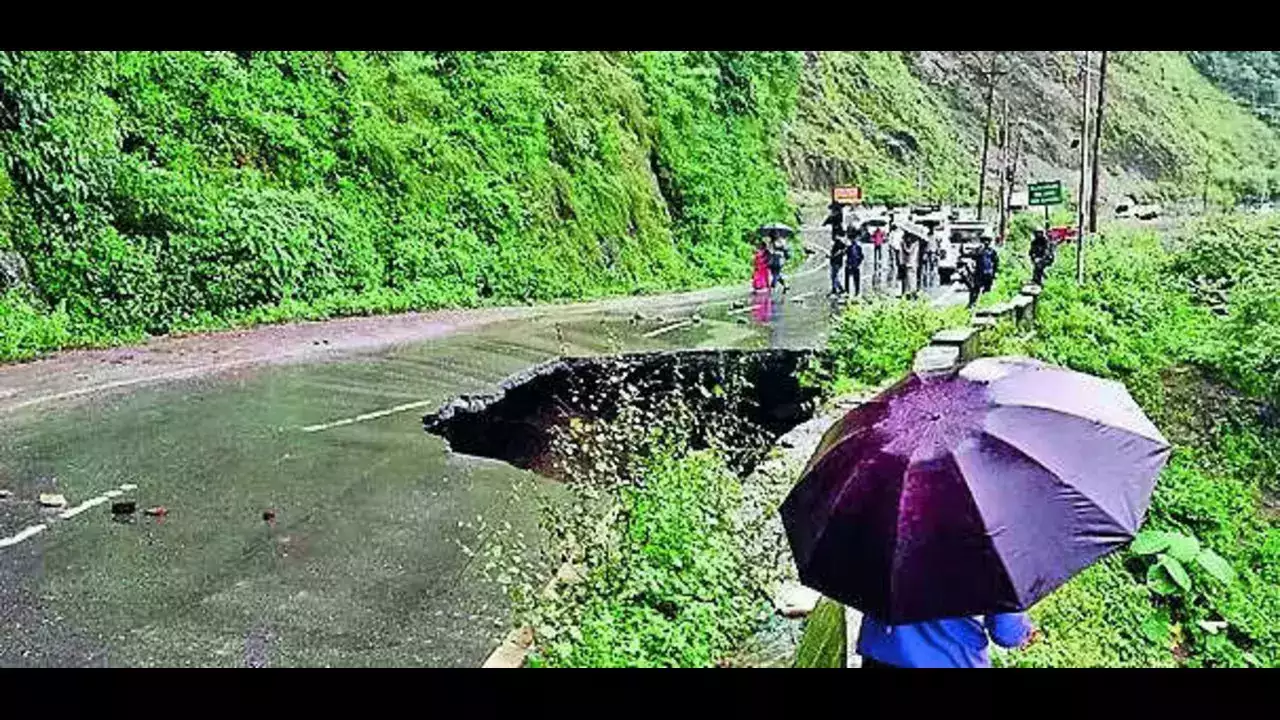Kalimpong Travel Hit by NH10 Road Closures