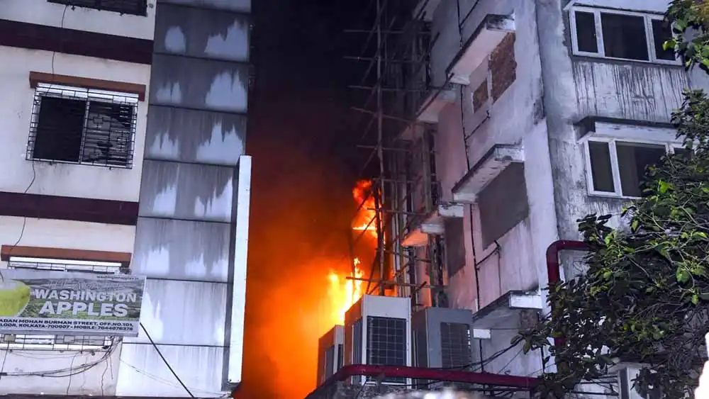 Kolkata Mayor Targets Unsafe Structures