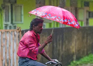 CM Leads Review on Monsoon Preparedness