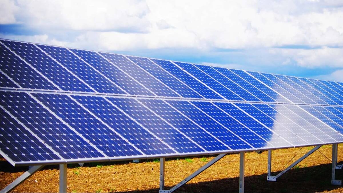 Delhi Government Approves ₹30000 Grant for Solar Households