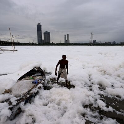 Delhis Yamuna High Pollution Persists Despite Slight Improvements