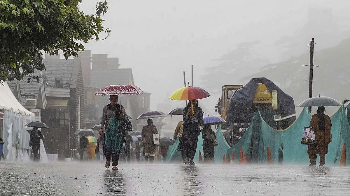 Delhi Faces Rain and Thunderstorms, Orange Alert Issued