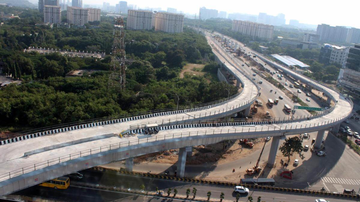 Hyderabads Gachibowli Third-Level Flyover to Open in June 2025